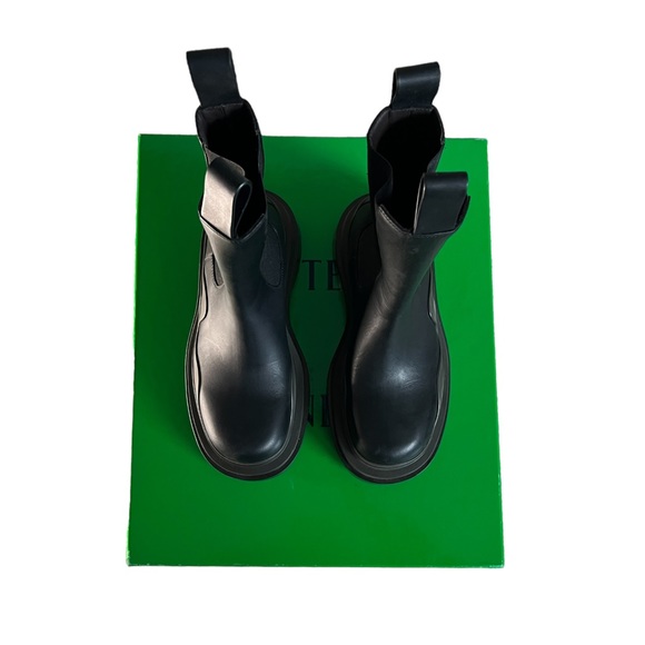 AUTHENTIC Bottega Veneta Tire Chelsea Boot NWT Women’s Size 5.5 - Picture 4 of 6